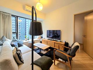 Tung Chung - The Visionary Tower 10 03