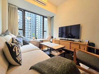 Tung Chung - The Visionary Tower 10 06