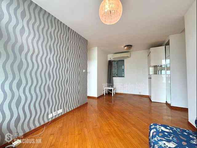 Tung Chung - Tung Chung Crescent Phase 1 01