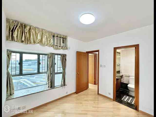 Tung Chung - Tung Chung Crescent Phase 2 10