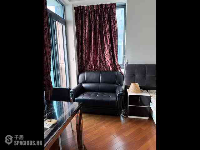 Tai Kok Tsui - Park Summit Block 2 02
