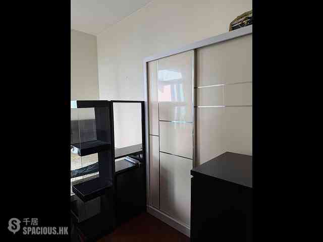 Tai Kok Tsui - Park Summit Block 2 03