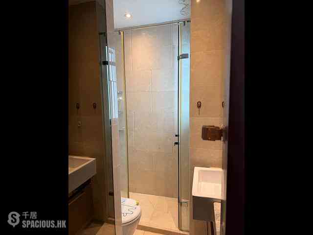 Tai Kok Tsui - Park Summit Block 2 04