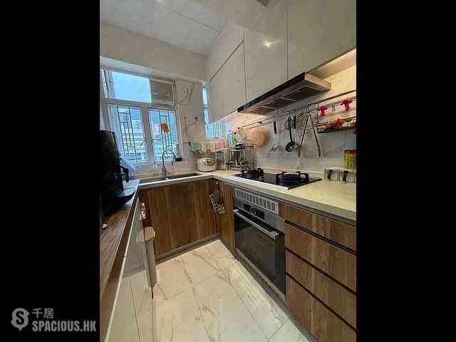 Sai Ying Pun - Kingsfield Tower Block A 11