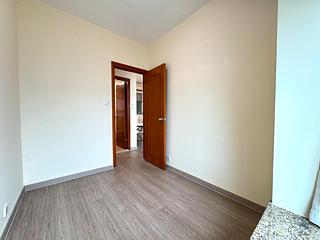 Tung Chung - Tung Chung Crescent 11