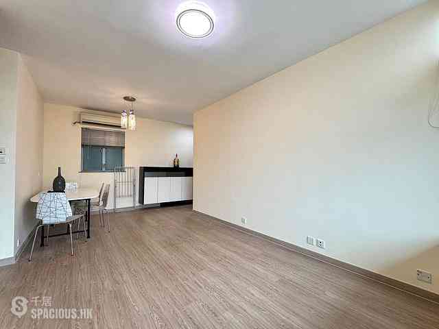 Tung Chung - Tung Chung Crescent 04
