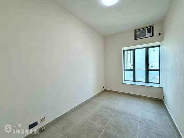 Tung Chung - Coastal Skyline Phase 3 La Rossa 07