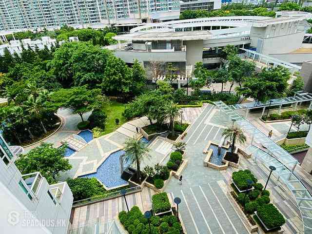Tung Chung - Coastal Skyline Phase 4 Le Bleu Deux 11