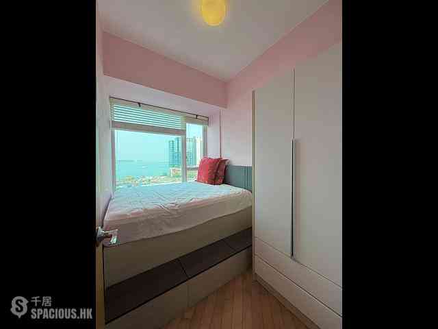 Tung Chung - Coastal Skyline Phase 4 Le Bleu Deux 14