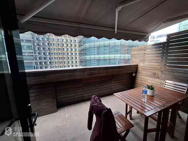 Wan Chai - Rialto Building 01