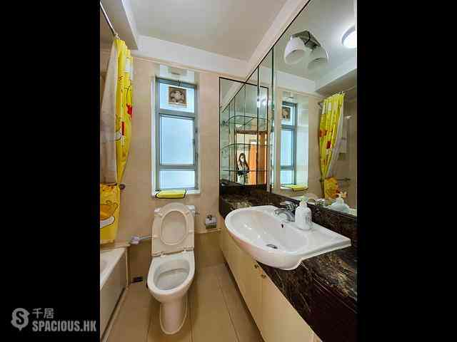 Tung Chung - Seaview Crescent Block 1 07