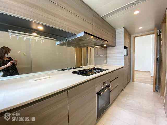 Tung Chung - The Visionary Tower 3 04