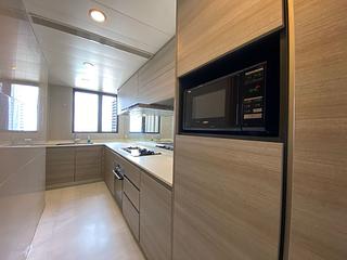 Tung Chung - The Visionary Tower 3 05