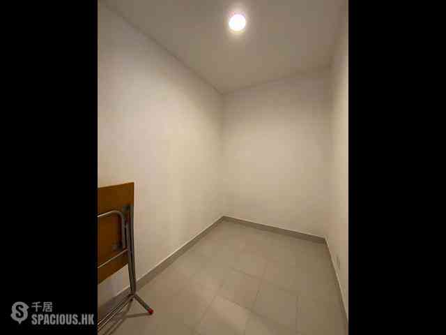 Tung Chung - The Visionary Tower 3 07