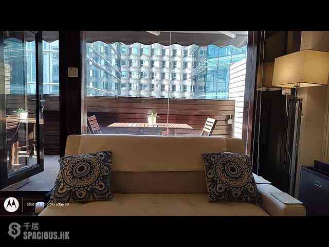 Wan Chai - Rialto Building 02