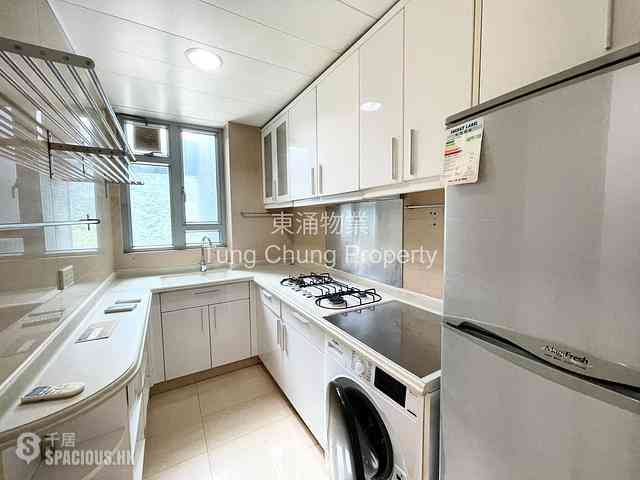 Tung Chung - Caribbean Coast Phase 1 Monterey Cove Tower 2 07
