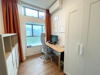 Tung Chung - Tung Chung Crescent Phase 2 Block 6 05