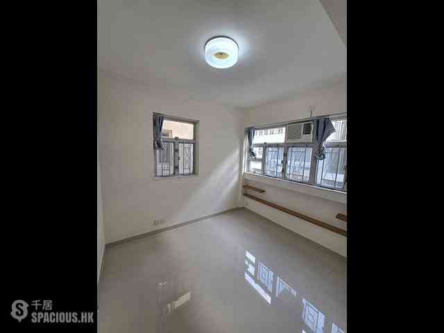 Jordan - Man Yiu Building 01
