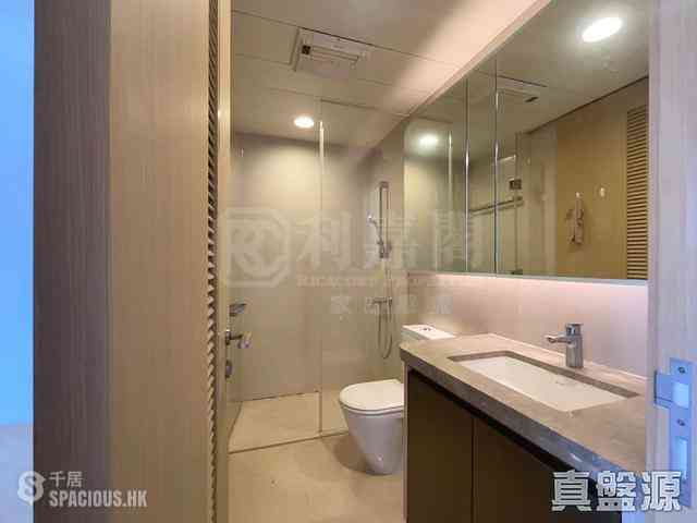 Tseung Kwan O - Alto Residences Block 6 04