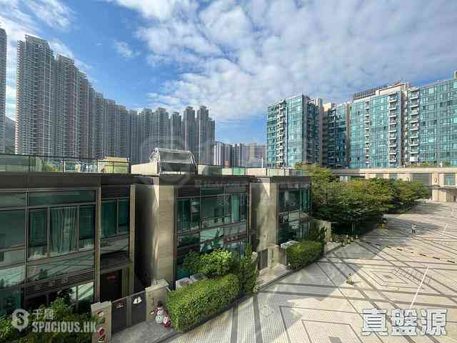 Tseung Kwan O - Capri Block 2 01