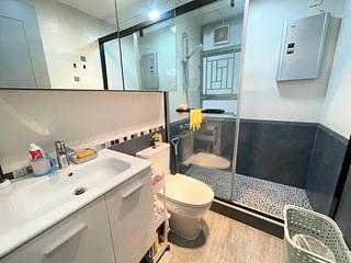 Tung Chung - Tung Chung Crescent Phase 2 Block 6 11