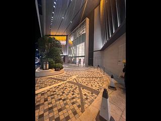 Ngau Tau Kok - Grand Central Phase 1 Block 1 09