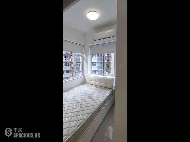 Wan Chai - Fu Yuen Building 04