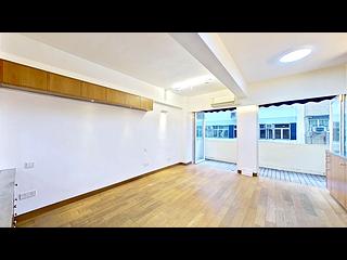 Poho - 7-9, Upper Station Street 07