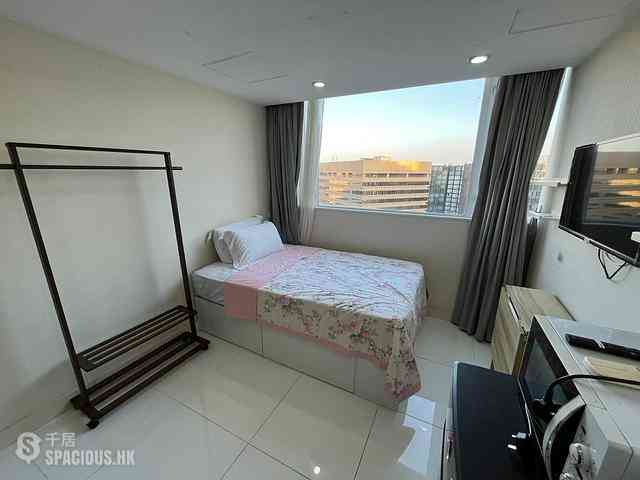 Tsim Sha Tsui - Ocean View Court 02