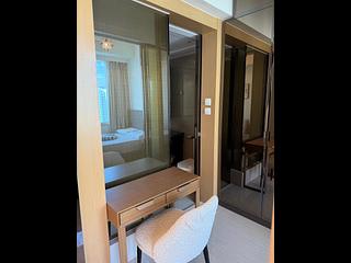 Sham Shui Po - Cullinan West Phase 3 Cullinan West II Tower 5B 08
