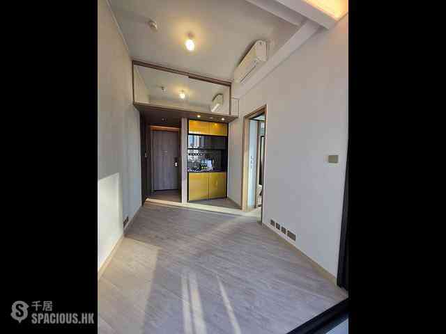 Tai Kok Tsui - Square Mile Phase 5 Gateway · Square Mile 01