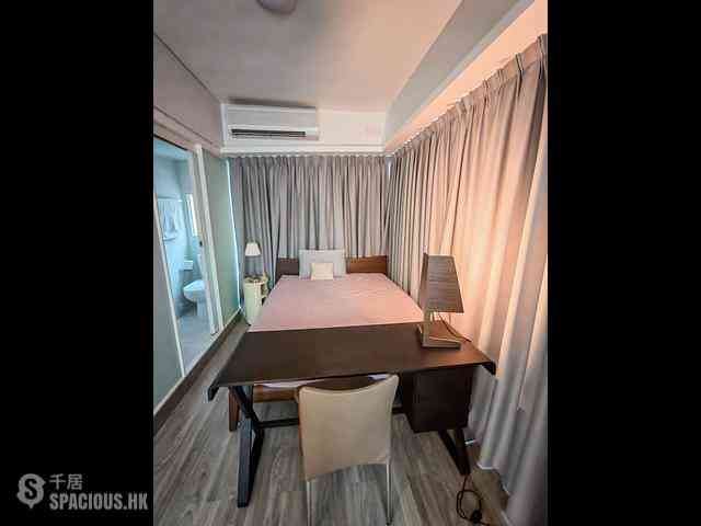 Wan Chai - Tung Shing Building 05