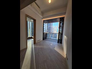 Tai Kok Tsui - Square Mile Phase 5 Gateway · Square Mile 03