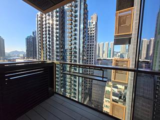 Tai Kok Tsui - Square Mile Phase 5 Gateway · Square Mile 02