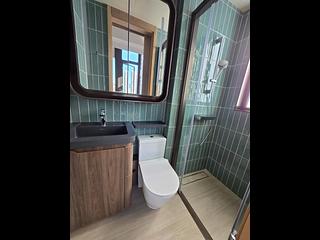 Tai Kok Tsui - Square Mile Phase 5 Gateway · Square Mile 11