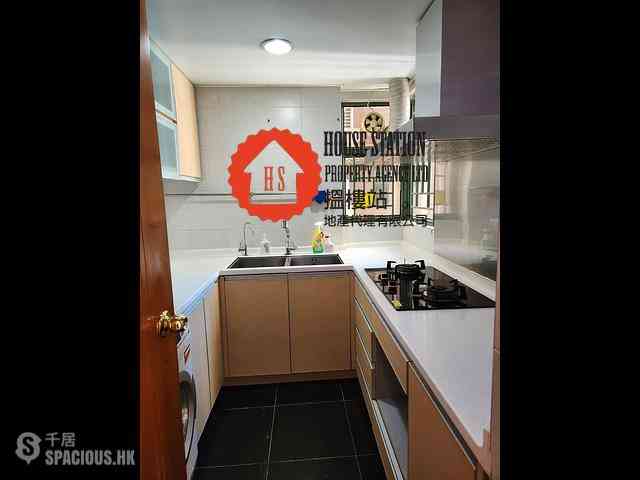 Tai Kok Tsui - Park Avenue Central Park Block 5 03