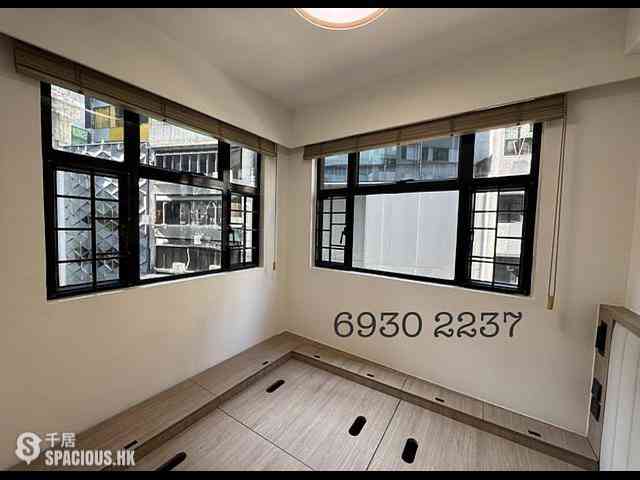 Sheung Wan - 64, Bonham Strand 07