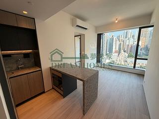 Shek Tong Tsui - Hillview Garden 03