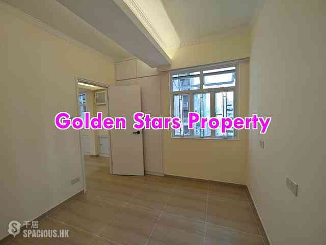 Sai Ying Pun - Hing Hon Building 02