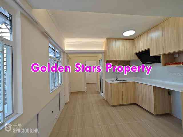 Sai Ying Pun - Hing Hon Building 04