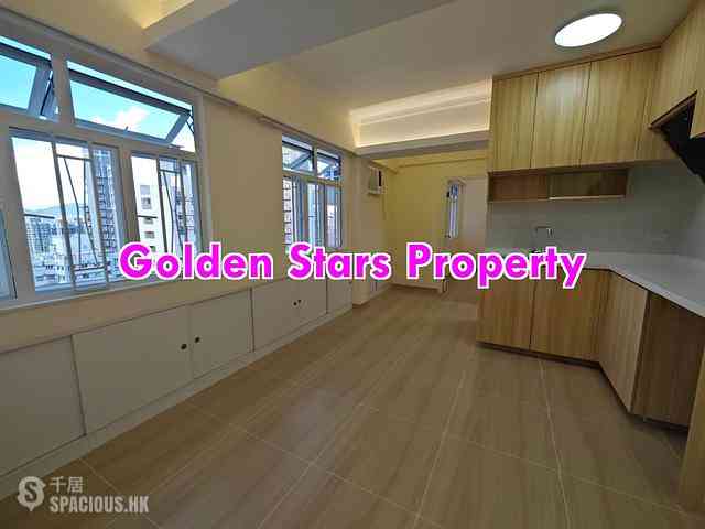 Sai Ying Pun - Hing Hon Building 05