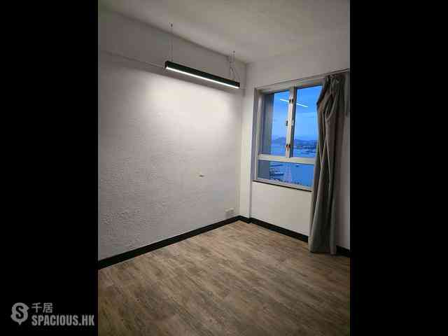 Causeway Bay - Lockhart House 04