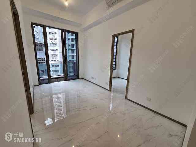 Wan Chai - One Wood Road 01