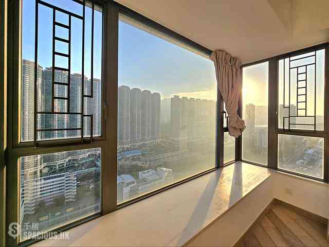 Tung Chung - The Visionary Tower 10 18