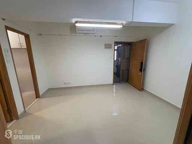Sheung Wan - Szeto Lim Shek Mansion 01