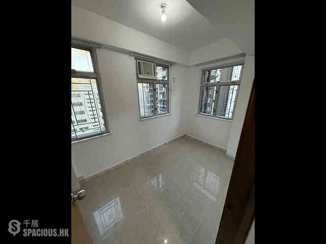 Causeway Bay - Wah Ying Building 01