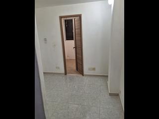 Wan Chai - Tak Fung House 02