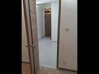 Wan Chai - Tak Fung House 03
