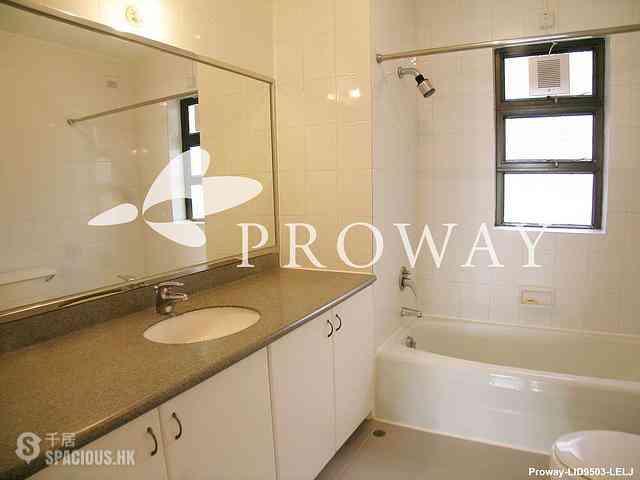 Repulse Bay - Repulse Bay Apartments Block B 07