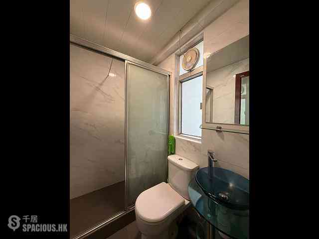 Wan Chai - Hay Wah Building Block B 05